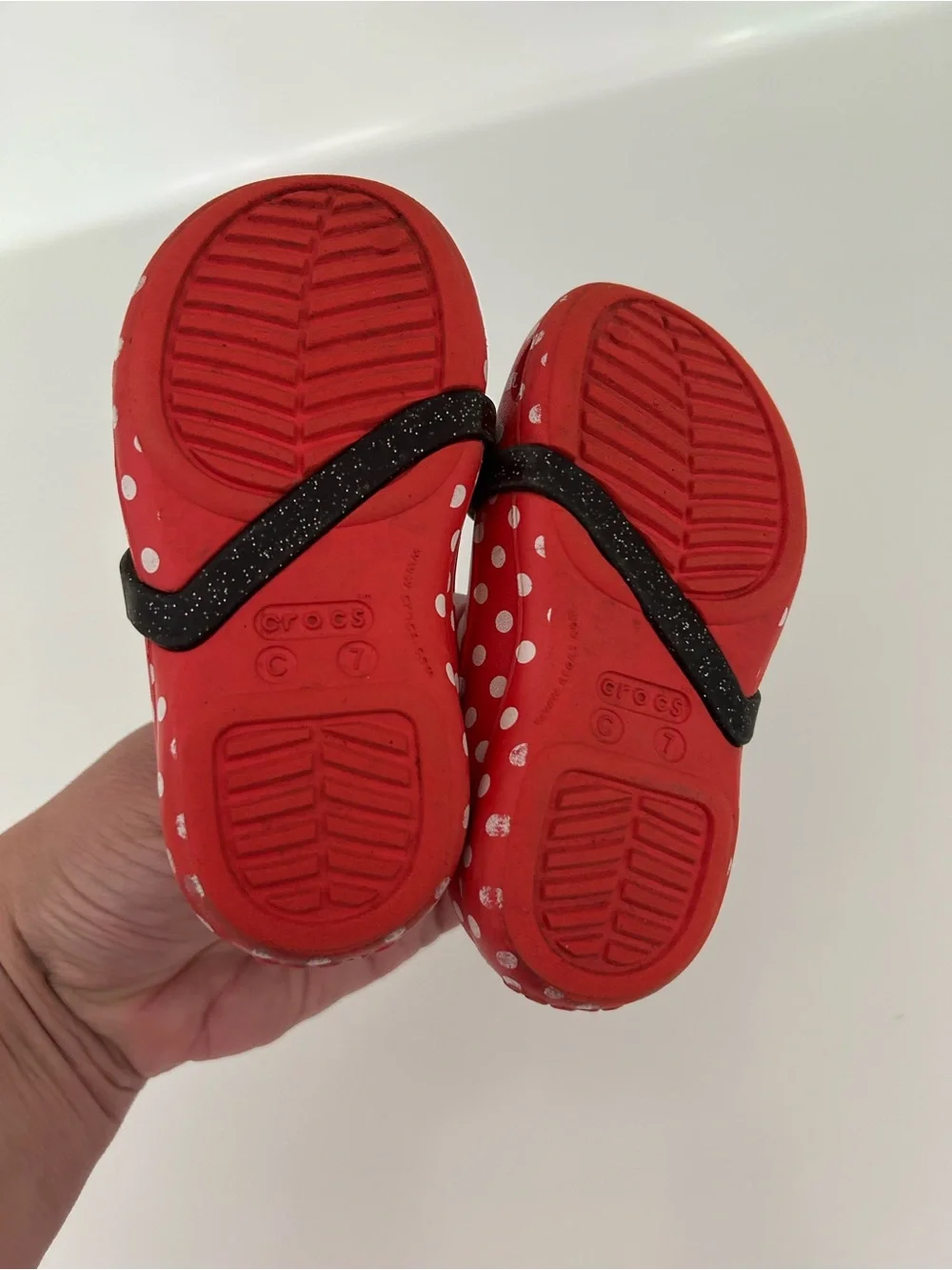 CROCS Minnie Mouse Mary Jane Shoes, size 7